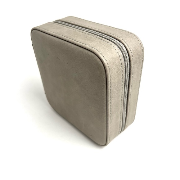 Mele & Co Dana Jewelry Box - Picture 5 of 5